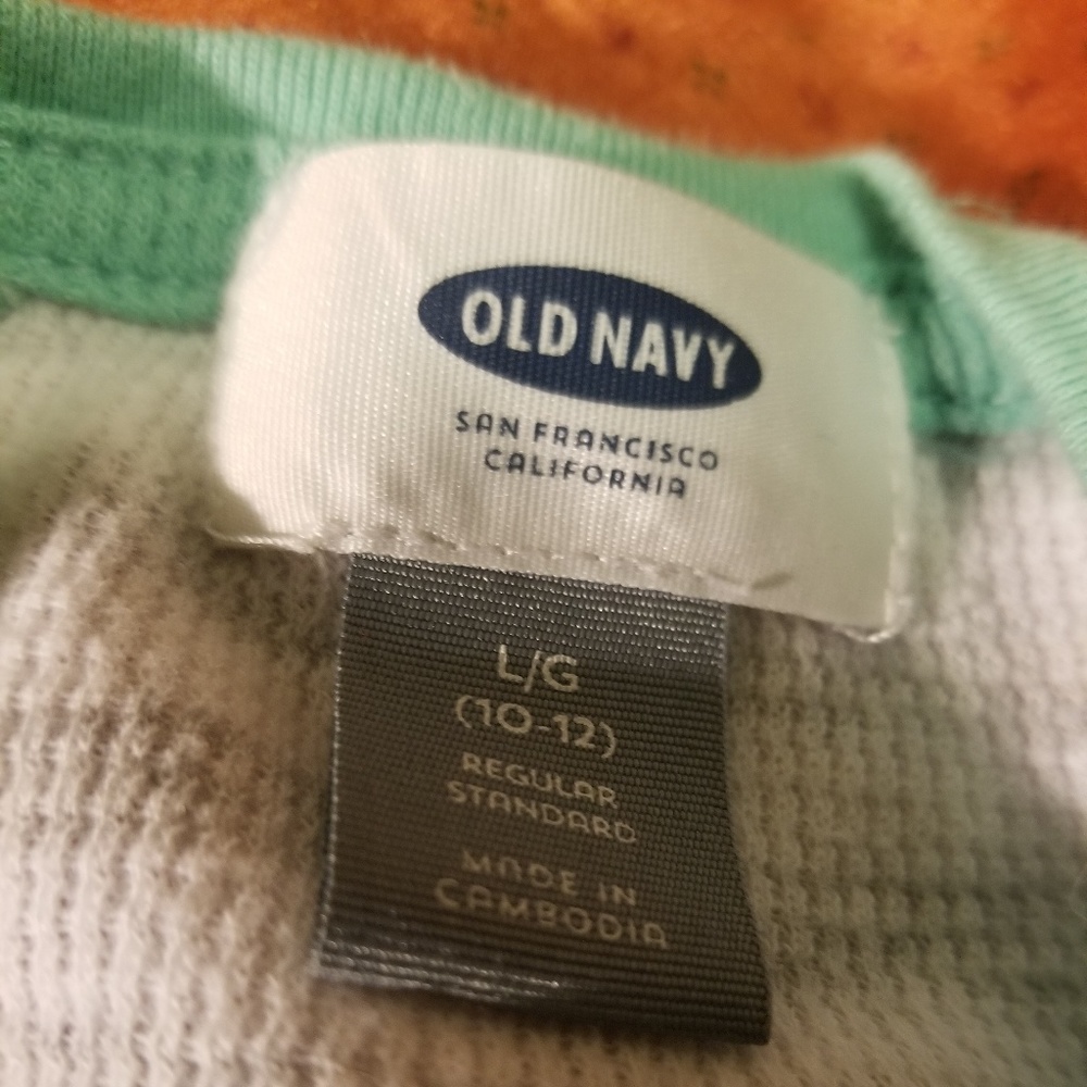 Given FREE With purchase....OLD NAVY  Regular - Picture 2 of 6